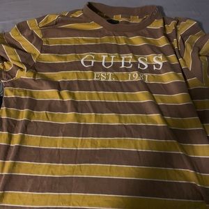 Men’s guess t shirt